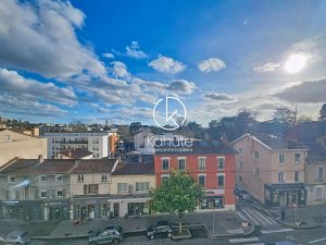 Centre Tassin bel ancien neuf de 100 m² avec vue sur la campagne tassinoise