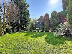 Appartement Champagne Au Mont D Or 3 pièce(s) 85m2, 2 chambres, jardin, garage, parking et cave