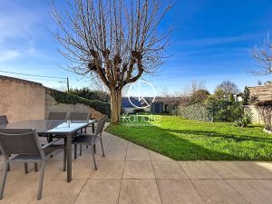 Maison de 120m2 située sur la commune de Saint Didier Au Mont D’Or, 4 pièce(s) , 3 chambres, jardin et place de stationnement