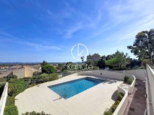 Hyeres Mont Soleil 3 pièces – 61 m2, Piscine, Tennis, Parking, Cave, Vue Mer