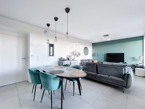 A seulement 10km du centre ville de Lyon au calme, Appartement Saint Cyr Au Mont D Or 3 pièce(s) 78 m2, 2 chambres, terrasse, garage